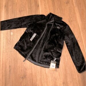 NorthFace Black Furry Jacket Winter/Fall Gear